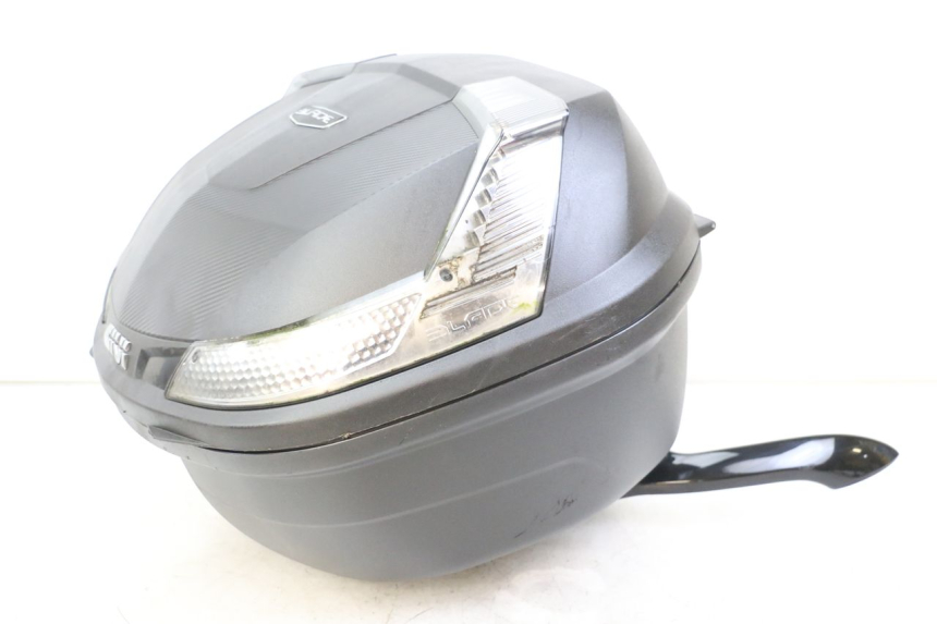 photo de TOPCASE PEUGEOT TWEET 4T 50 (2023 - 2025) - Andere kijkhoek