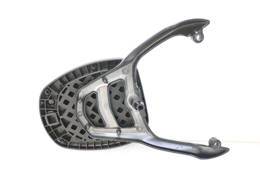 photo de TOPCASE PEUGEOT TWEET 4T 50 (2023 - 2025) - Technische close-up