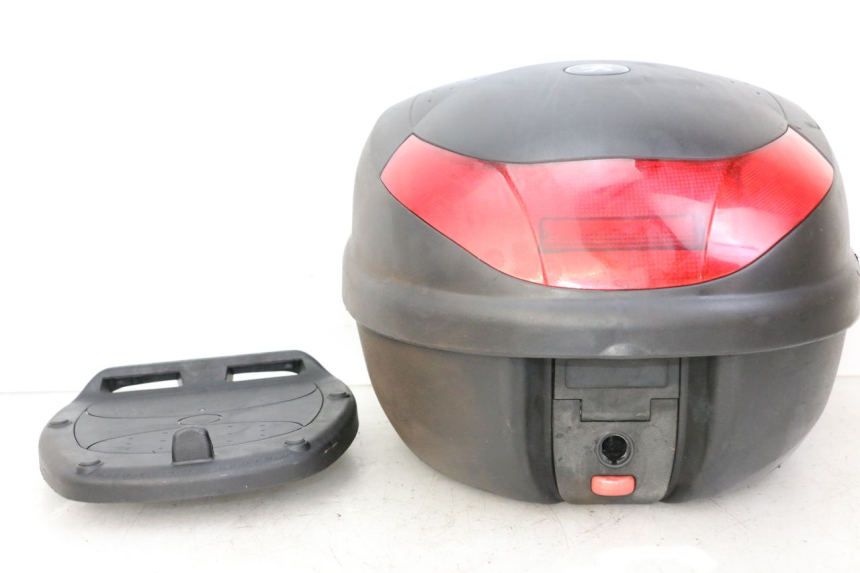 photo de TOPCASE PEUGEOT V-CLIC VCLIC 50 (2007 - 2013) - Detailaanzicht