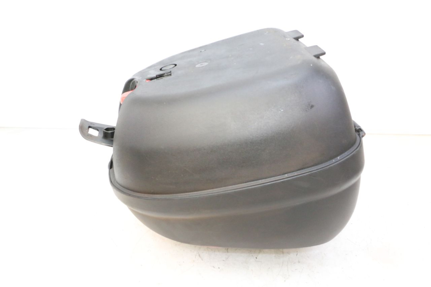 photo de TOPCASE PEUGEOT V-CLIC VCLIC 50 (2007 - 2013) - Overzicht