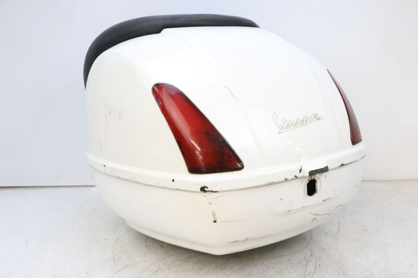 photo de TOPCASE PIAGGIO VESPA GTS SUPER IE 125 (2009 - 2016) - Zoom op componenten