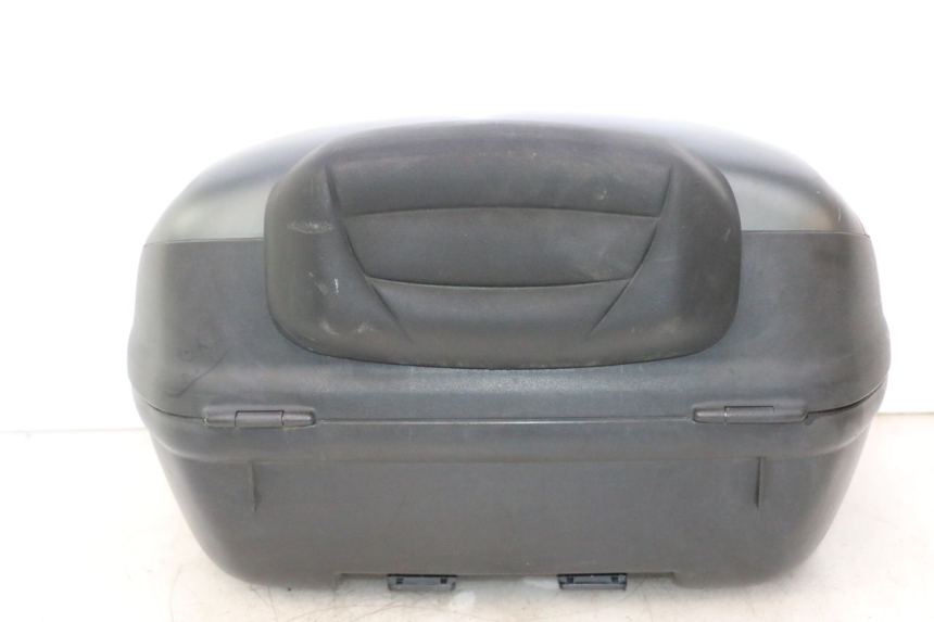 photo de TOP CASE YAMAHA X-MAX XMAX 125 (2010 - 2013) - Kenmerkende details