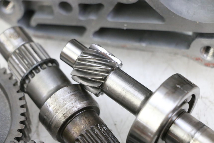 photo de WIELAANDRIJVING KYMCO AGILITY 4T 50 (2018 - 2022) - Focus op structuur