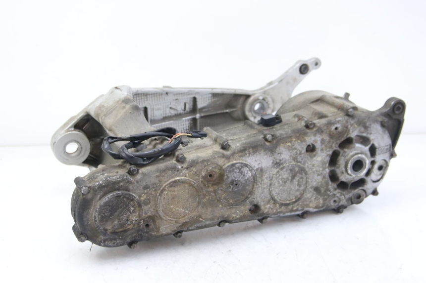 photo de WIELAANDRIJVING SUZUKI BURGMAN 650 (2002 - 2004) - Technische close-up