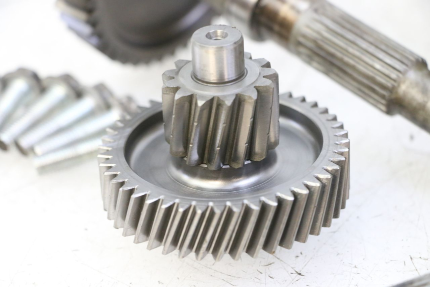 photo de WIELAANDRIJVING SUZUKI BURGMAN 125 (2007 - 2014) - Visuele inspectie