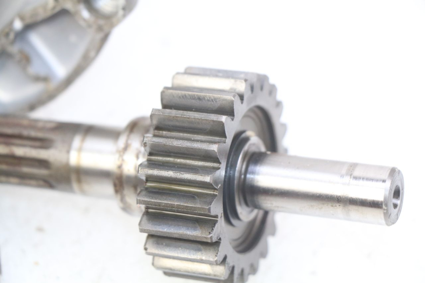 photo de WIELAANDRIJVING SUZUKI CP 80 (1985 - 1996) - Zoom op componenten