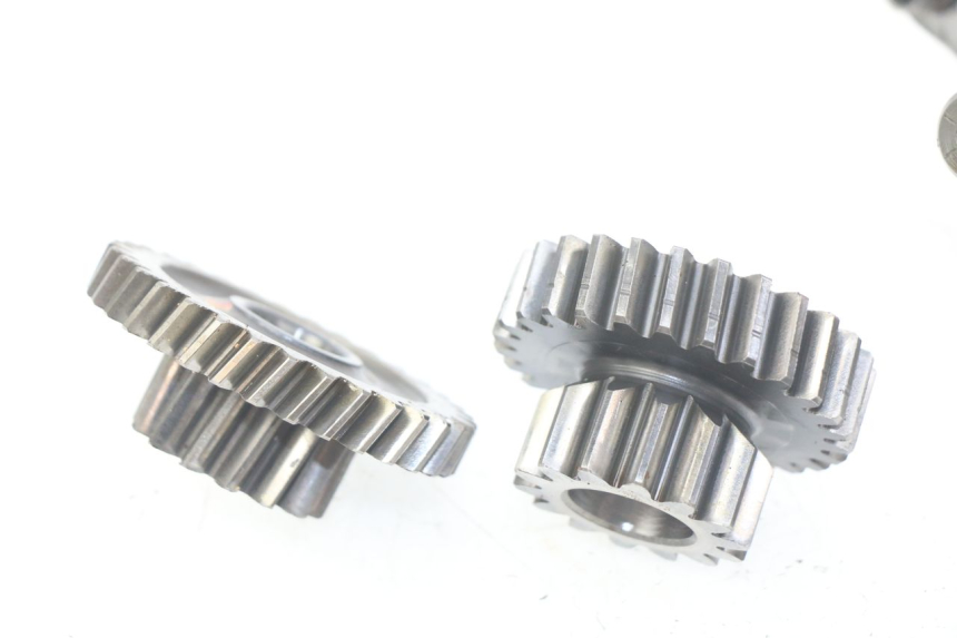 photo de WIELAANDRIJVING SUZUKI CP 80 (1985 - 1996) - Markeringen en referenties