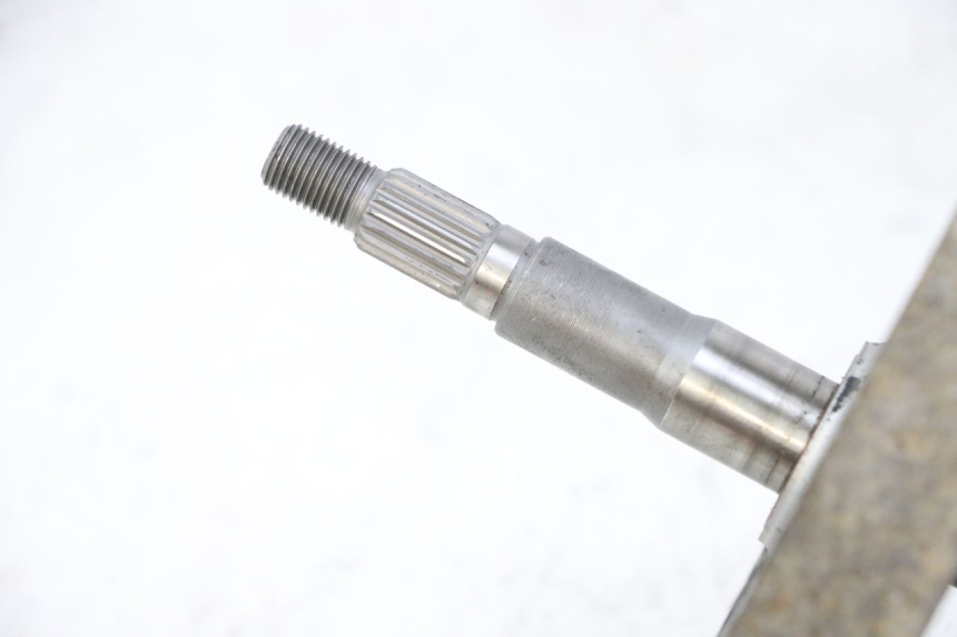 photo de WIELAANDRIJVING DAELIM BESBI 125 (2007 - 2008) - Bevestigingspunten