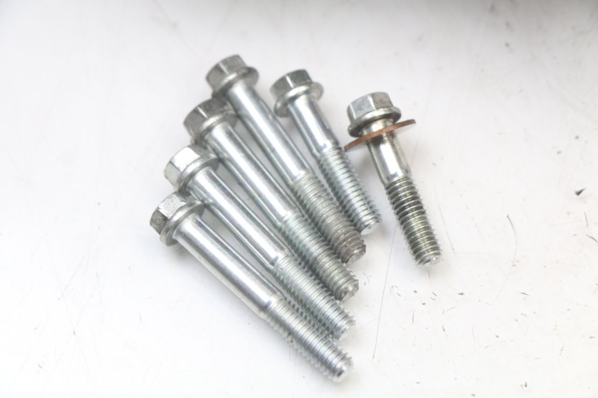 photo de WIELAANDRIJVING PEUGEOT E-VIVACITY 1 (2012 - 2018) - Kenmerkende details