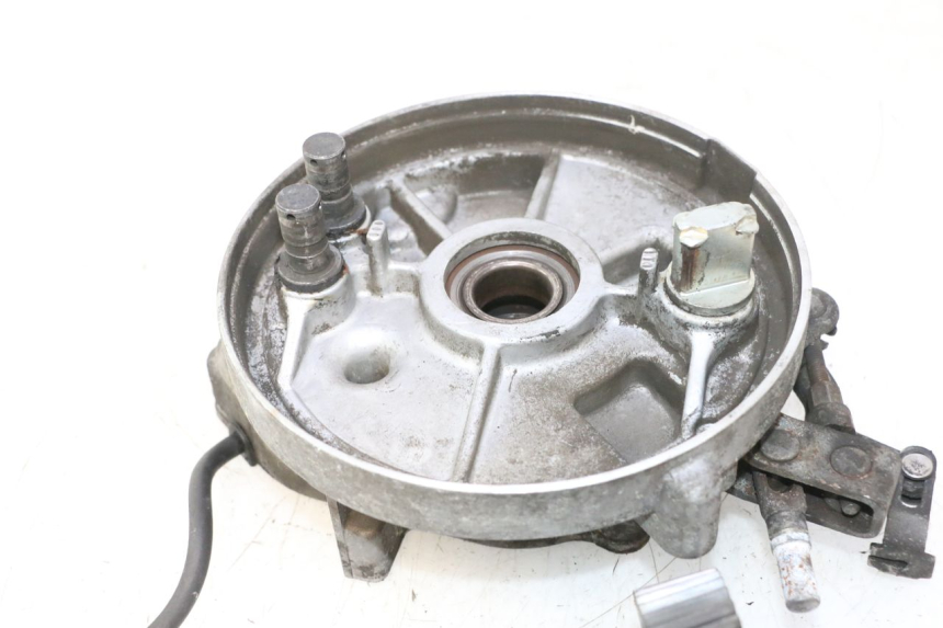 photo de WIELAANDRIJVING HONDA FES PANTHEON 2T 125 (1998 - 2002) - Visuele inspectie