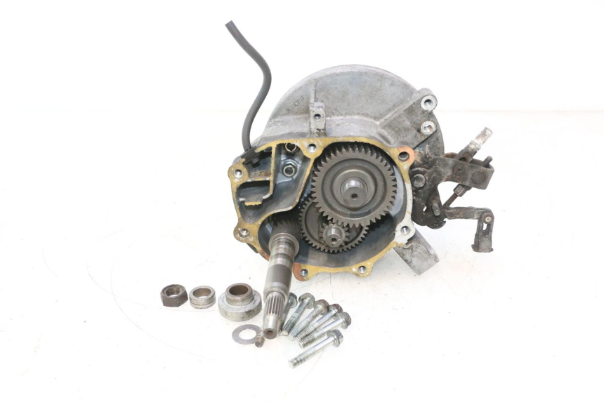 photo de WIELAANDRIJVING HONDA FES PANTHEON 2T 125 (1998 - 2002) - Technische close-up