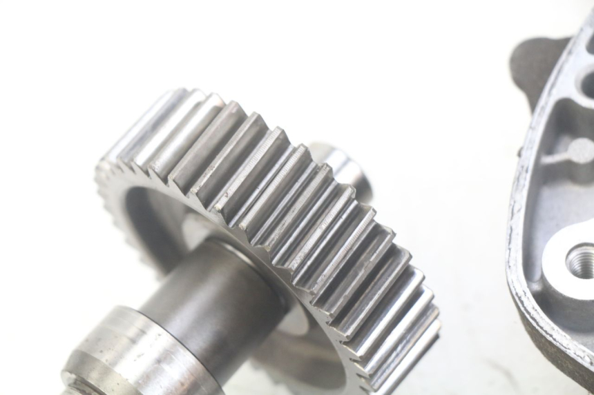 photo de WIELAANDRIJVING HONDA FES PANTHEON 125 (2003 - 2007) - Zoom op componenten