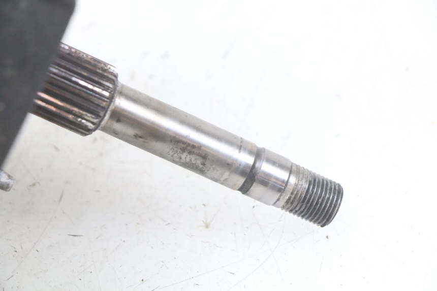 photo de WIELAANDRIJVING HONDA FES PANTHEON 125 (2003 - 2007) - Andere kijkhoek