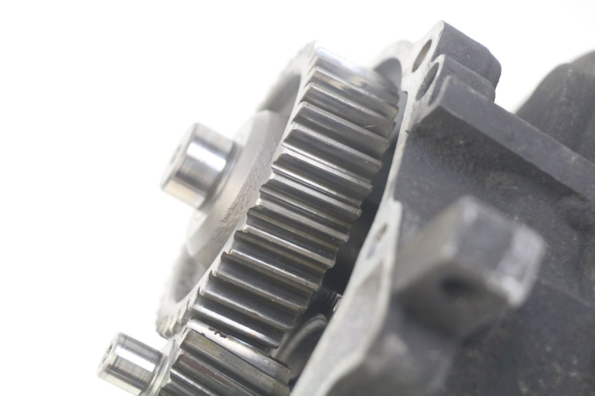 photo de WIELAANDRIJVING HONDA FES PANTHEON 125 (2003 - 2007) - Bevestigingspunten