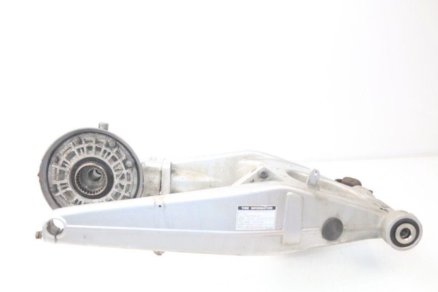 photo de WIELAANDRIJVING YAMAHA FJR ABS 1300 (2006 - 2012) - Kenmerkende details