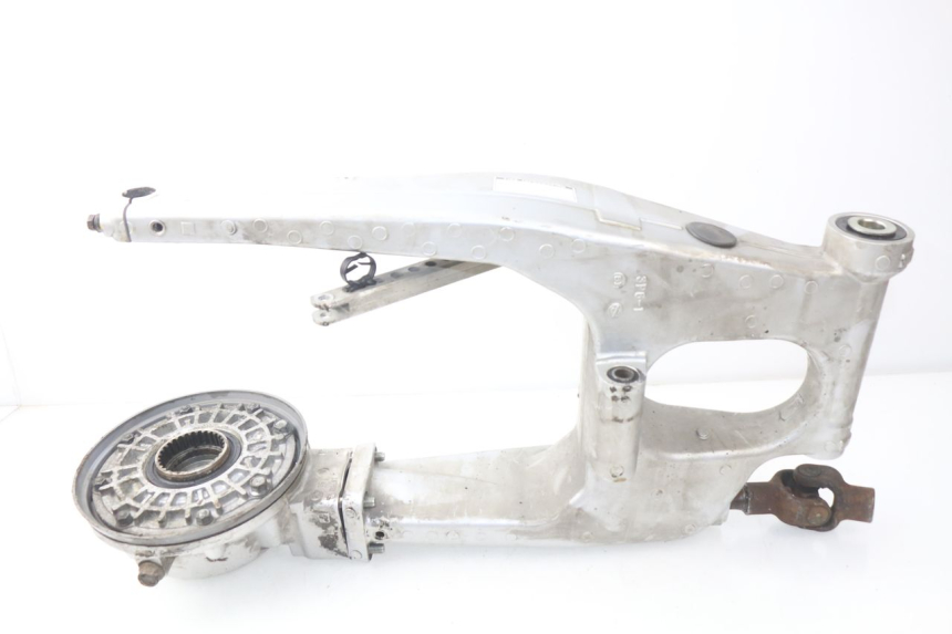 photo de WIELAANDRIJVING YAMAHA FJR ABS 1300 (2006 - 2012) - Bevestigingspunten