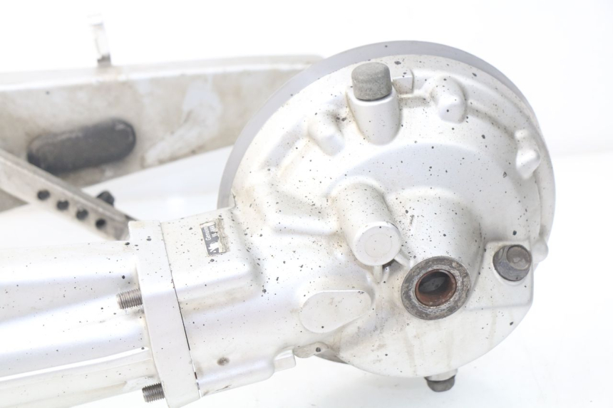 photo de WIELAANDRIJVING YAMAHA FJR ABS 1300 (2006 - 2012) - Kenmerkende details