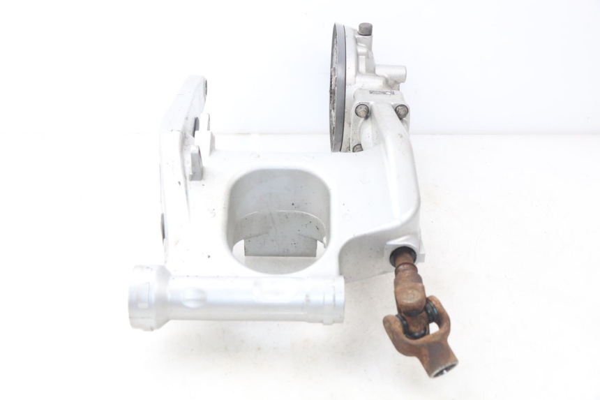 photo de WIELAANDRIJVING YAMAHA FJR ABS 1300 (2006 - 2012) - Bevestigingspunten