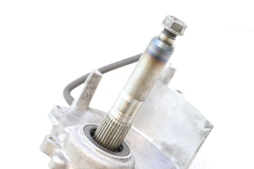 photo de WIELAANDRIJVING HONDA FJS SILVER WING SILVERWING 400 (2005 - 2008) - Focus op structuur