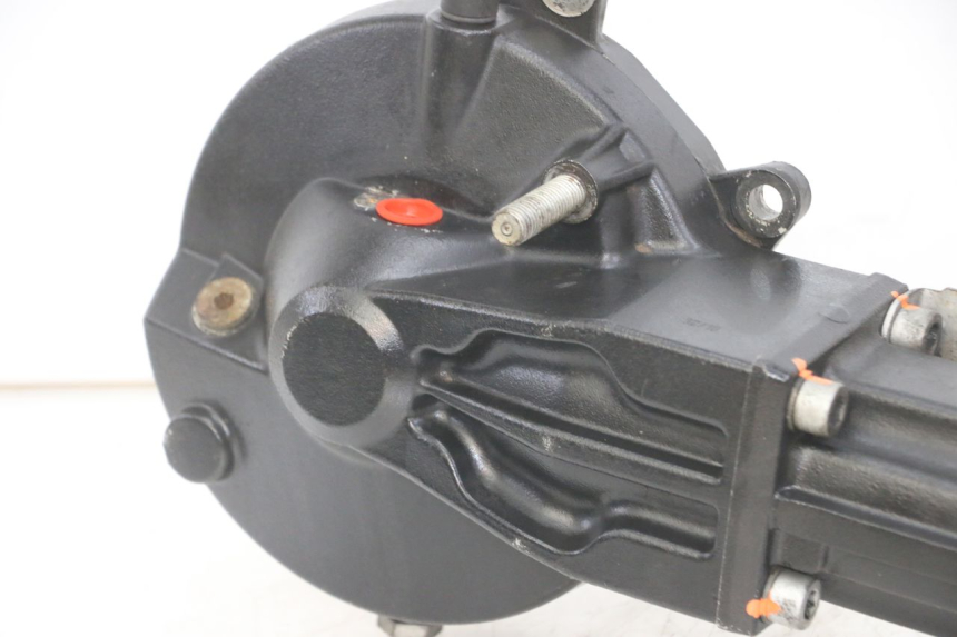 photo de WIELAANDRIJVING BMW K 75 RT 750 (1989 - 1997) - Kenmerkende details