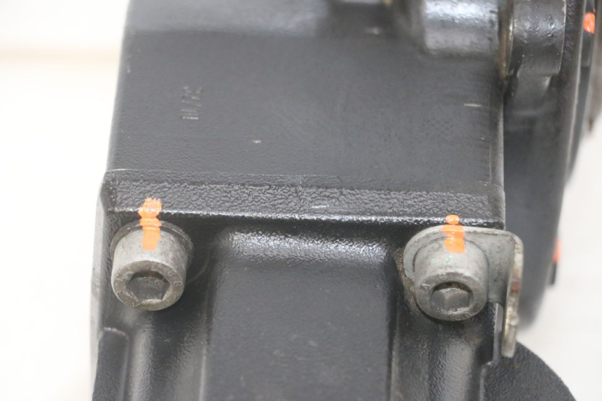 photo de WIELAANDRIJVING BMW K 75 RT 750 (1989 - 1997) - Zoom op componenten