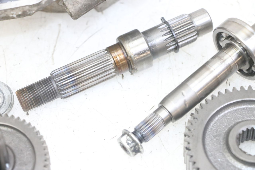 photo de WIELAANDRIJVING PEUGEOT KISBEE 4T 50 (2018 - 2022) - Zoom op componenten