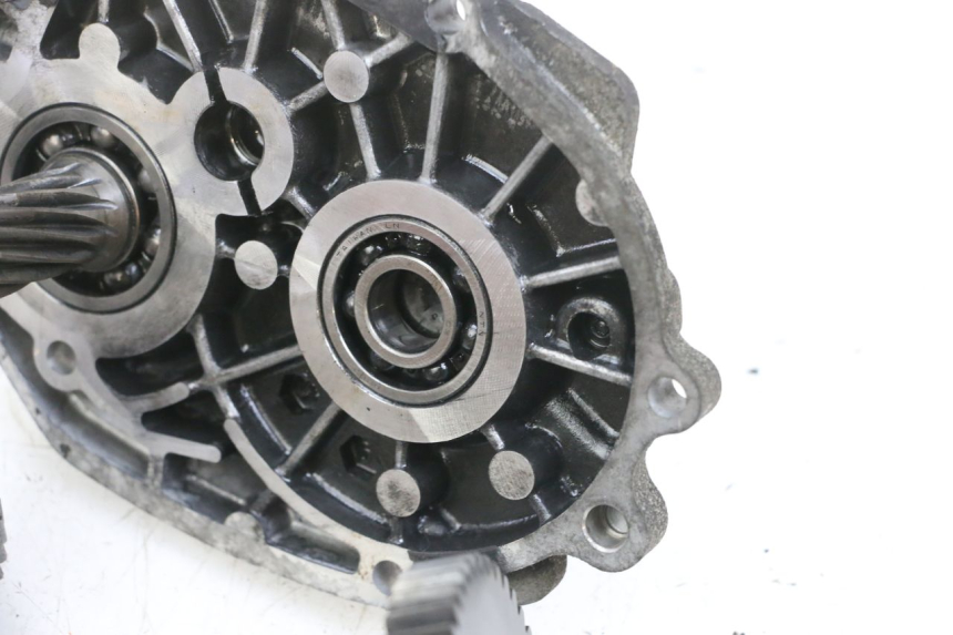 photo de WIELAANDRIJVING PEUGEOT LUDIX 50 (2008 - 2017) - Zoom op componenten