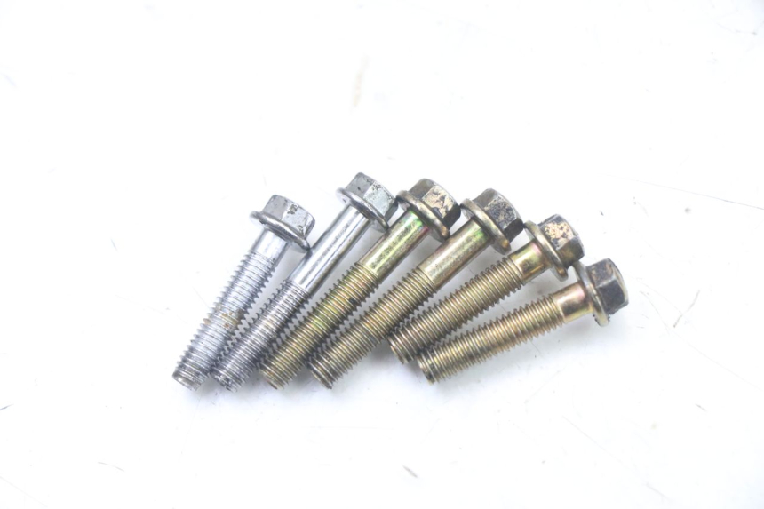 photo de WIELAANDRIJVING PEUGEOT VIVACITY 125 (2010 - 2017) - Visuele inspectie