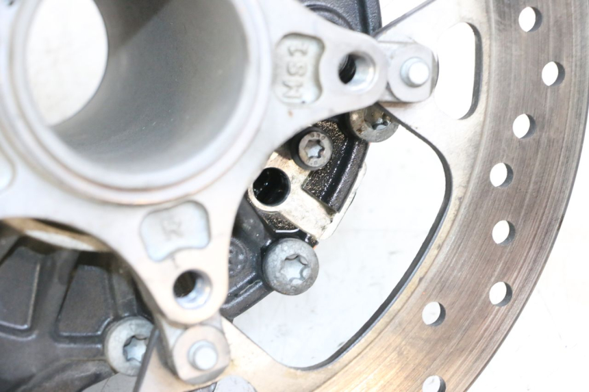 photo de WIELAANDRIJVING BMW R GS 1250 (2021 - 2024) - Zoom op componenten