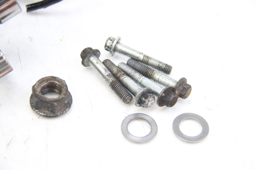 photo de WIELAANDRIJVING APRILIA SCARABEO 4T 50 (2009 - 2017) - Gecontroleerd onderdeel