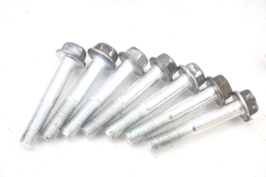 photo de WIELAANDRIJVING PEUGEOT TWEET 4T 50 (2018 - 2022) - Visuele inspectie