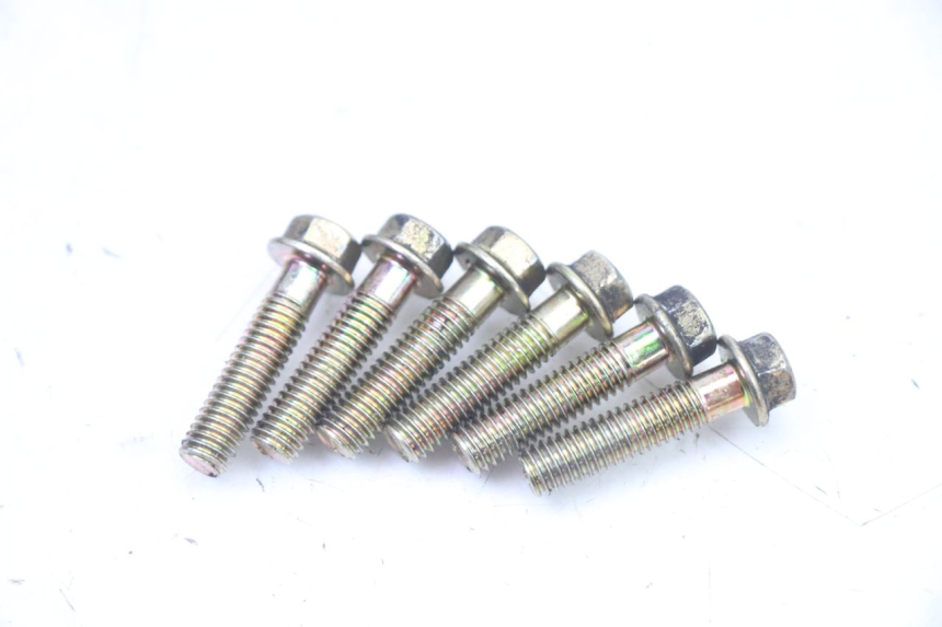 photo de WIELAANDRIJVING PEUGEOT VIVACITY NEW 2T 50 (2008 - 2017) - Zoom op componenten