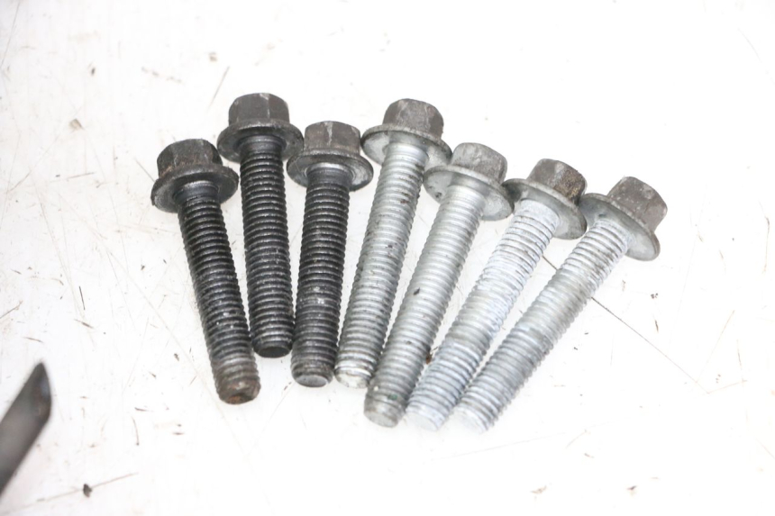 photo de WIELAANDRIJVING PIAGGIO XEVO - X EVO 125 (2007 - 2017) - Alternatieve hoek