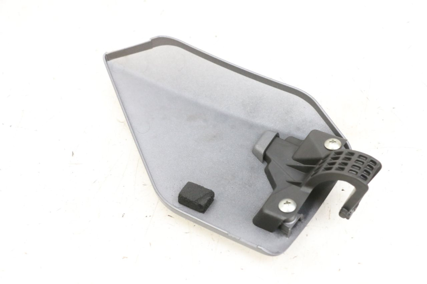 photo de BRANDSTOFFENDOP SUZUKI BURGMAN 650 (2013 - 2020) - Detail van het onderdeel