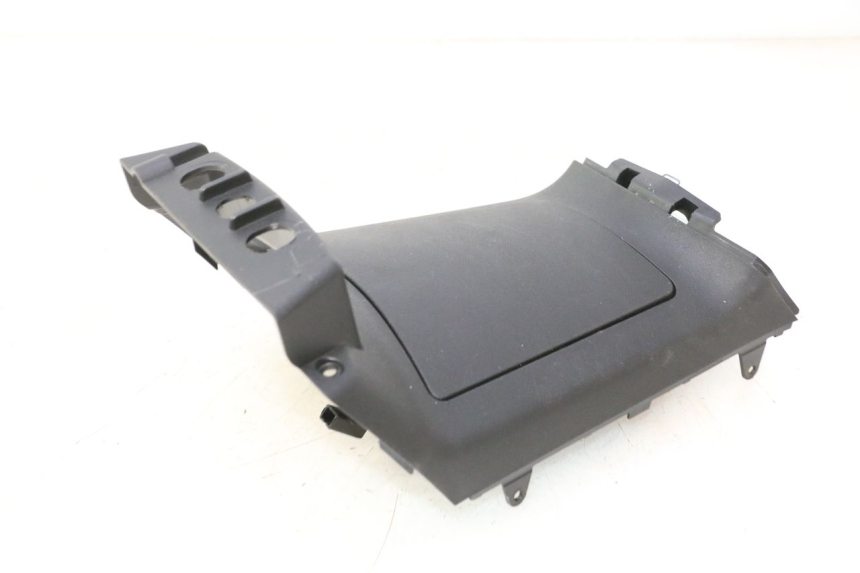 photo de BRANDSTOFLUKE PIAGGIO MP3 HPE 530 (2022 - 2026) - Gecontroleerd onderdeel