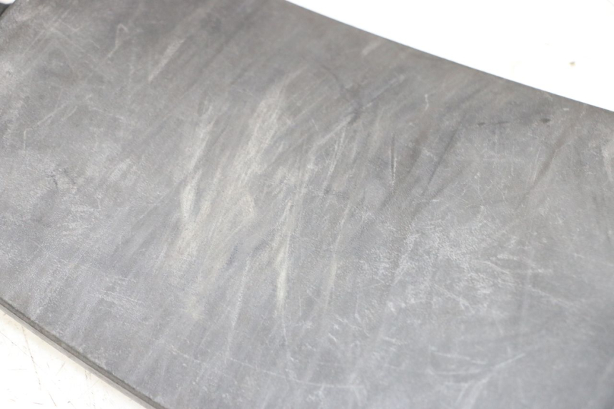 photo de BRANDSTOFFENDOP PIAGGIO MP3 LT 400 (2007 - 2012) - Zoom op gebruiksstaat