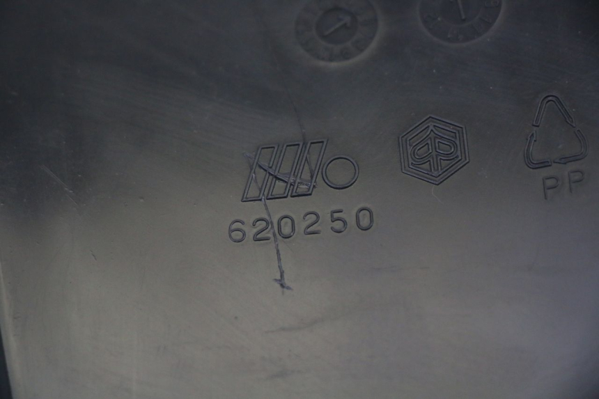 photo de BRANDSTOFFENDOP PIAGGIO MP3 LT 400 (2007 - 2012) - Technische close-up