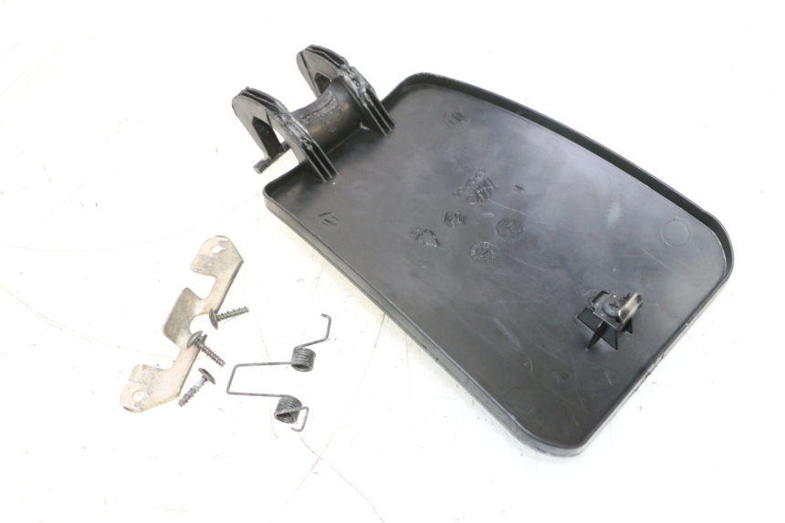 photo de BRANDSTOFFENDOP PIAGGIO MP3 RL 250 (2006 - 2010) - Zoom op gebruiksstaat