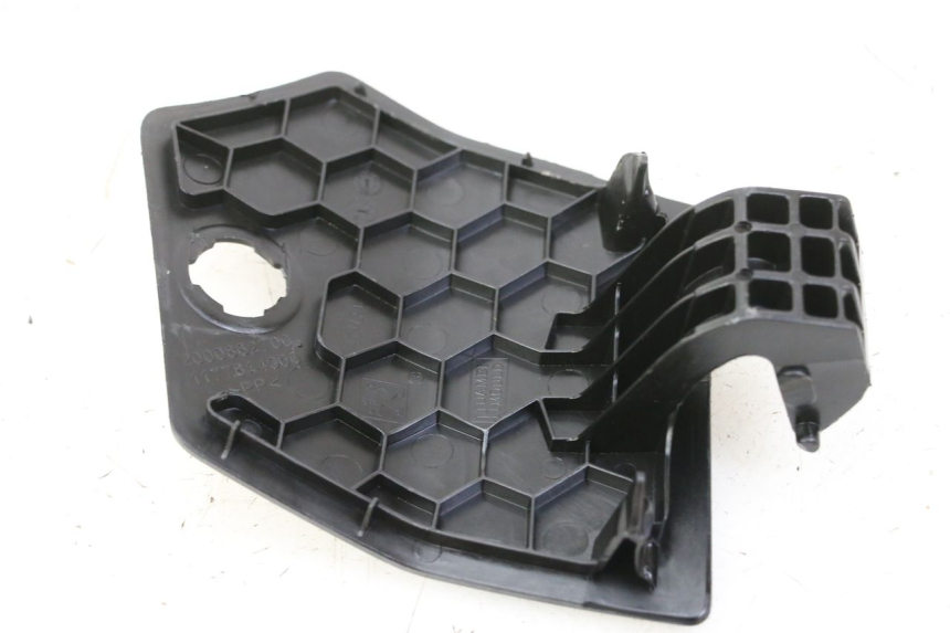 photo de BRANDSTOFFENDOP PEUGEOT CITYSTAR 125 (2011 - 2017) - Detail van het onderdeel