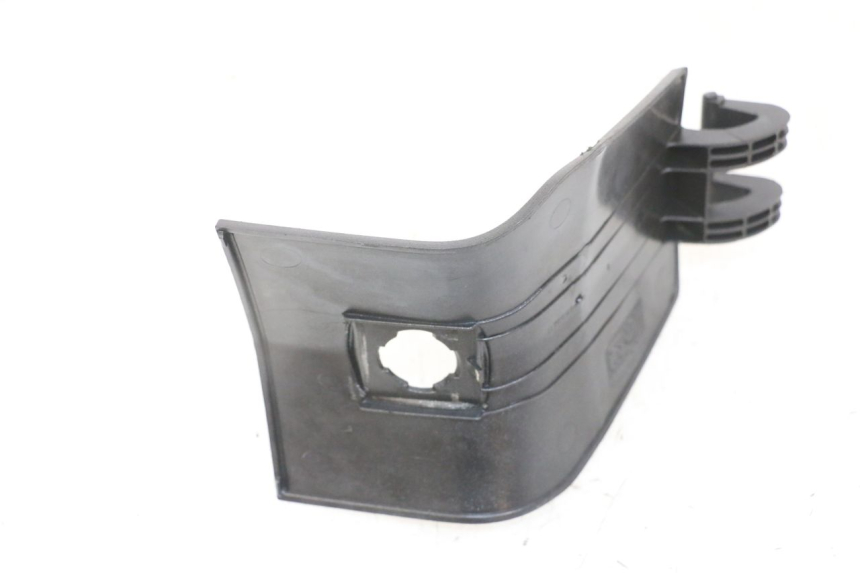 photo de BRANDSTOFFENDOP PEUGEOT SATELIS 125 (2013 - 2018) - Detail van het onderdeel