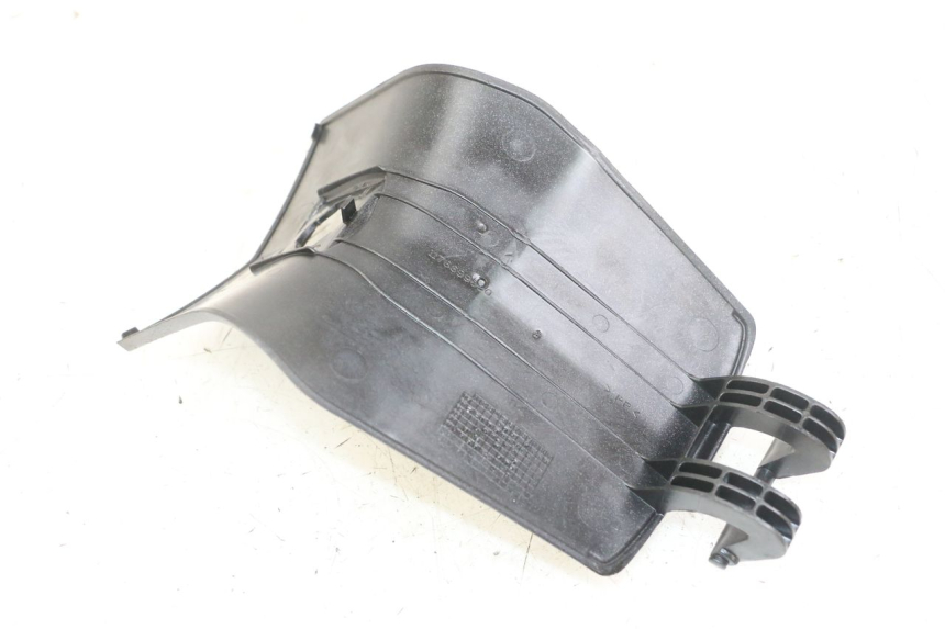 photo de BRANDSTOFFENDOP PEUGEOT SATELIS 125 (2013 - 2018) - Zoom op gebruiksstaat