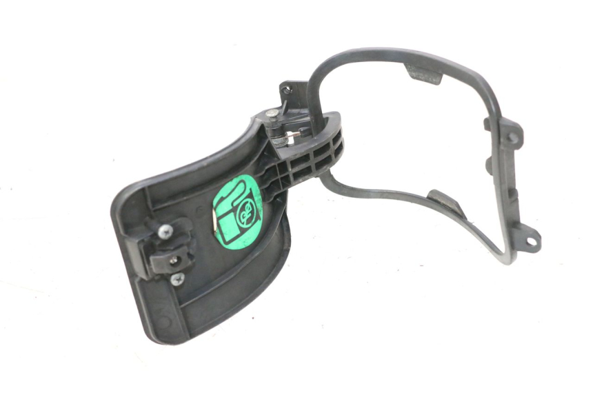 photo de BRANDSTOFFENDOP YAMAHA XMAX X-MAX 125 (2006 - 2009) - Detail van het onderdeel