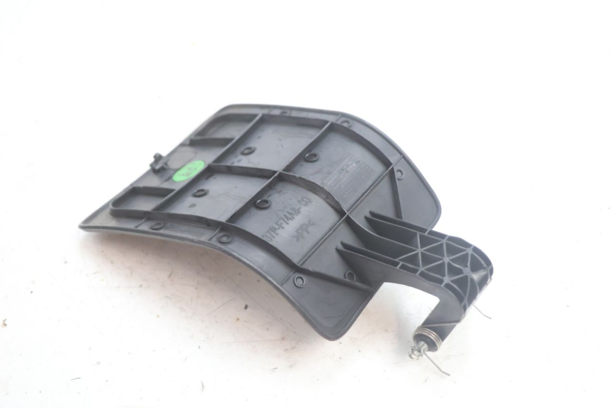 photo de BRANDSTOFFENDOP YAMAHA X-MAX XMAX 125 (2010 - 2013) - Technische close-up