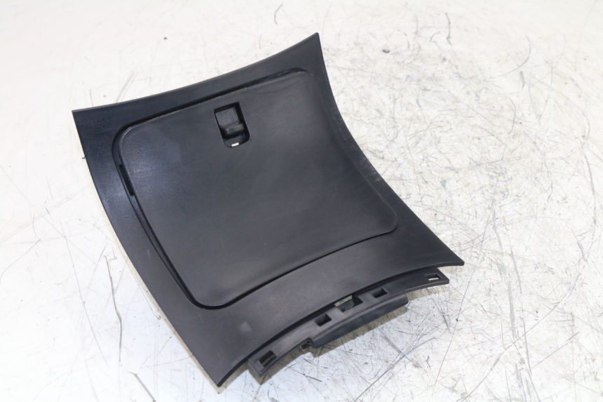photo de BRANDSTOFFENDOP YAMAHA YP MAJESTY ABS 400 (2007 - 2009) - Bevestigingspunten