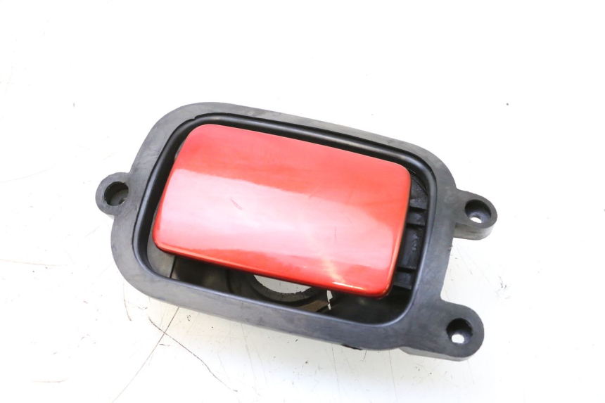 photo de BRANDSTOFFENDEKSEL YAMAHA YP MAJESTY 125 (1998 - 2001) - Hoofdaanzicht