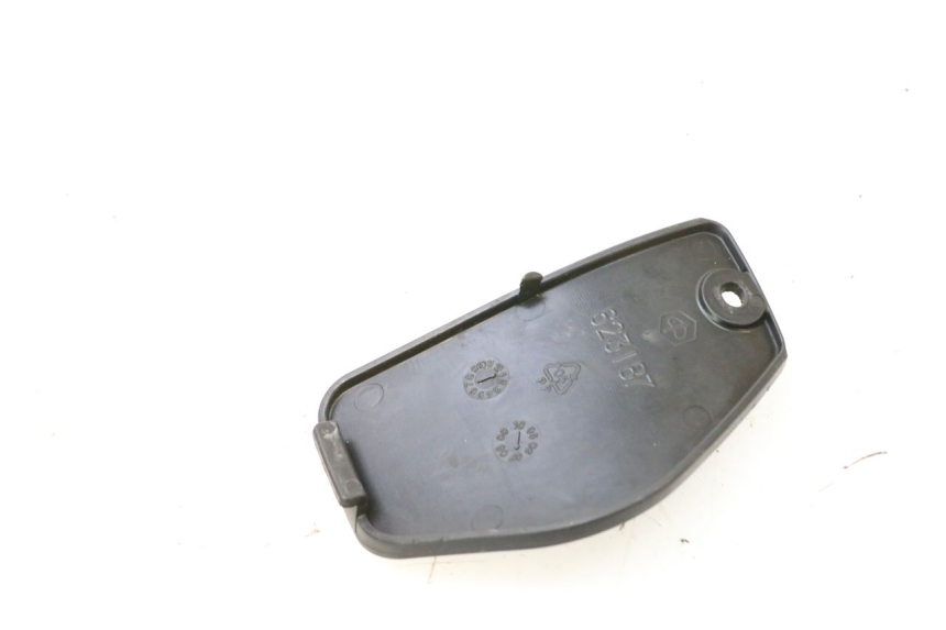 photo de VOORSTE INSPECTIEDOP PIAGGIO MP3 125 (2006 - 2014) - Andere kijkhoek