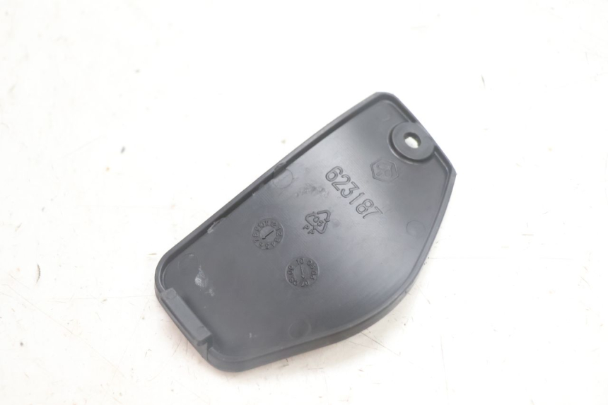 photo de VOORSTE INSPECTIEDOP PIAGGIO MP3 125 (2006 - 2014) - Andere kijkhoek
