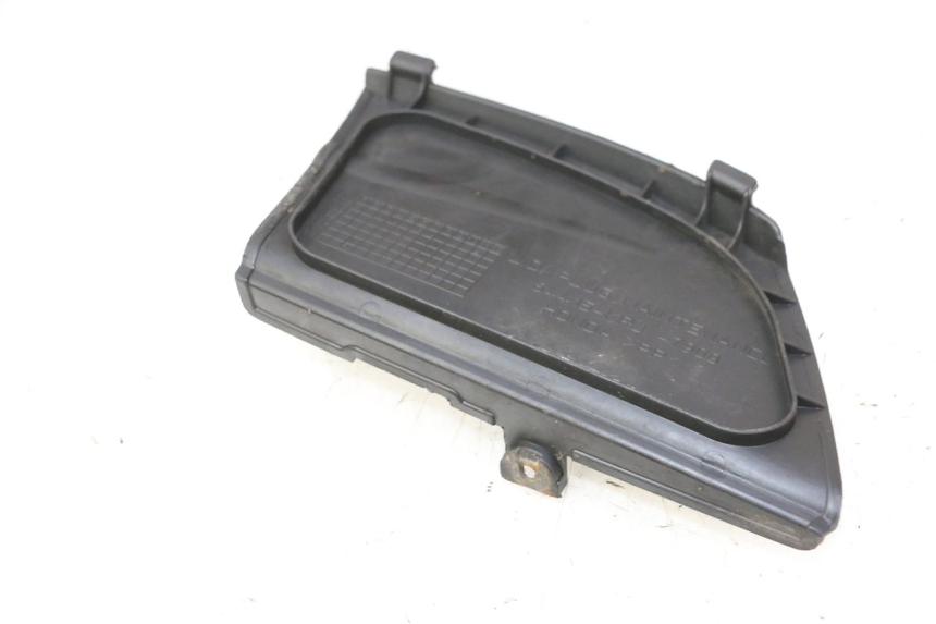 photo de RECHTS INSPECTIEDOP HONDA FES S-WING SWING ABS 125 (2007 - 2015) - Detail van het onderdeel