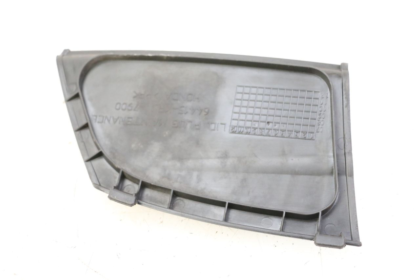 photo de RECHTS INSPECTIEDOP HONDA FES S-WING SWING ABS 125 (2007 - 2015) - Detail van het onderdeel