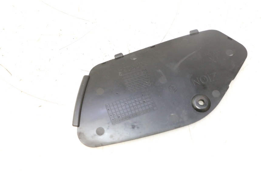 photo de RECHTS INSPECTIEDOP PIAGGIO MP3 500 (2016 - 2018) - Detail van het onderdeel